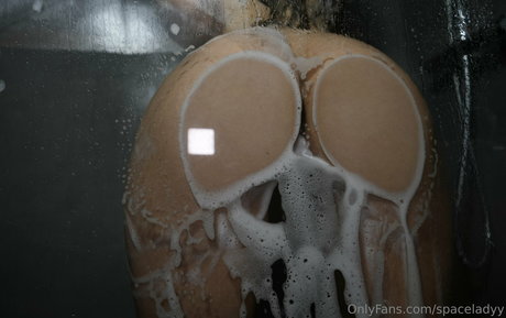 spaceladyy free actress gallery