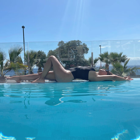 Jessica Larez hd actress galleries