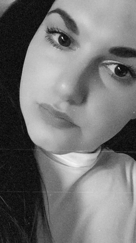 BigIsBeauty pretty actress pics