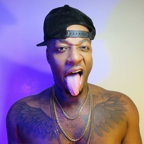 HUNGDaddyisland top pornstar archive