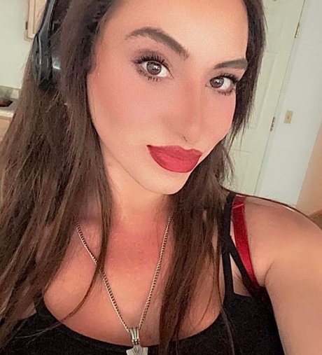 Micaila free star archive