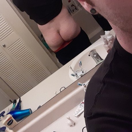 Eric C model high quality archive