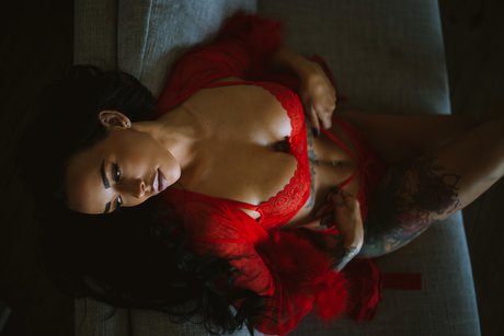 Miarosesophia art model img