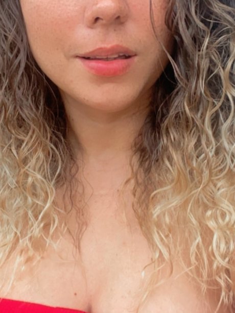 M a Grey pornstar top picture