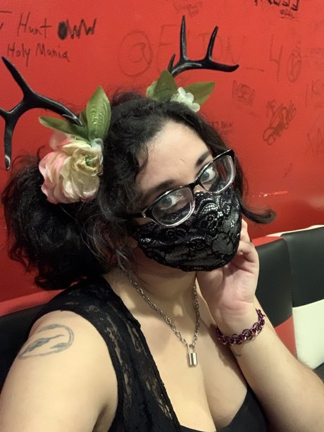 Mia Brujita nice star img