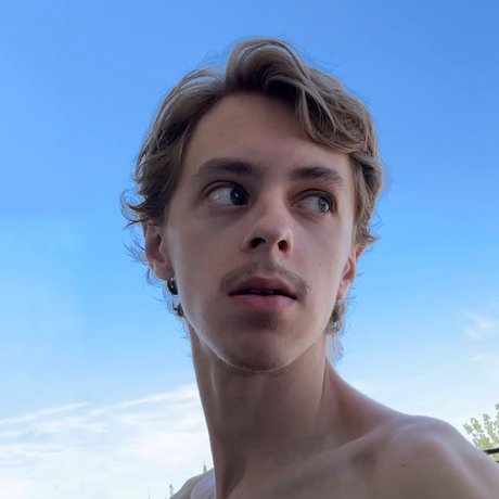 Dima Gloobal star nude images