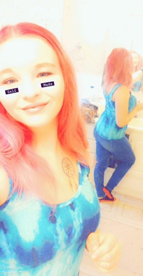 Queen Milf model adult pics