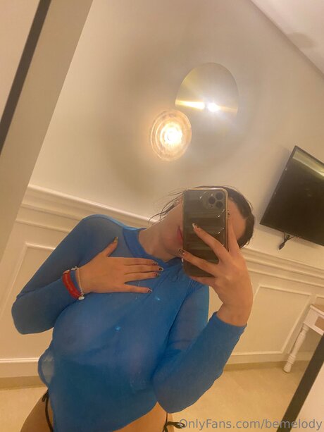 bemelody_ model naked pictures