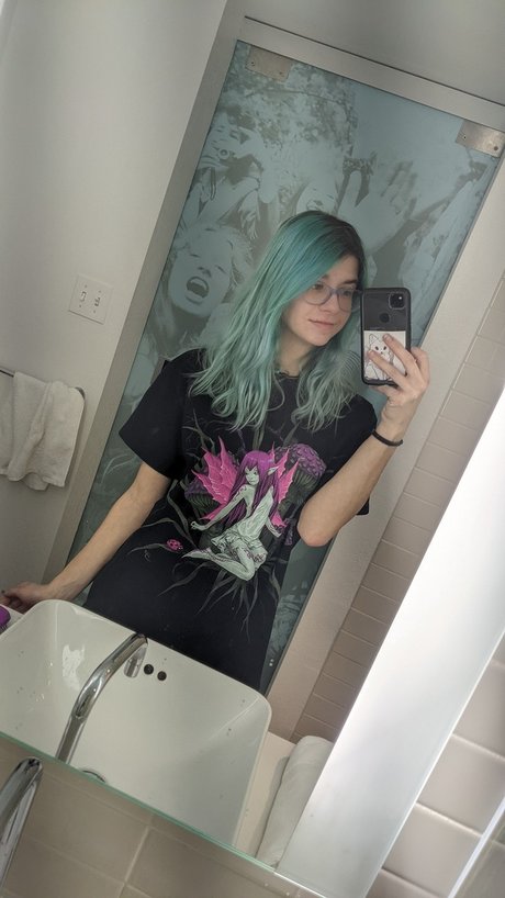 Mew Raspberry pornstar top pics