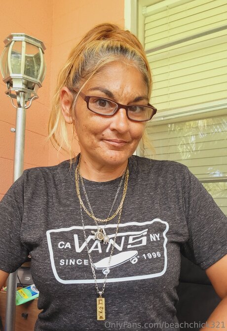 Beach Chick 321 nice pornstar photos