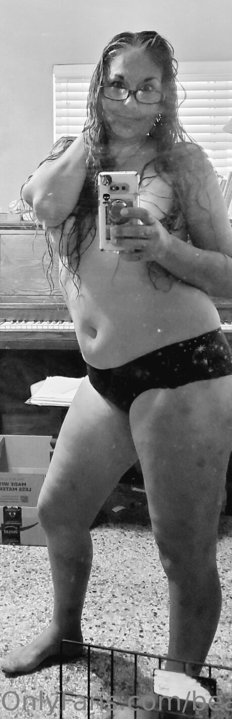 Beach Chick 321 sex pornstar pic