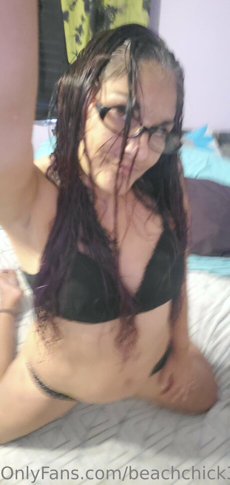 Beach Chick 321 star galleries