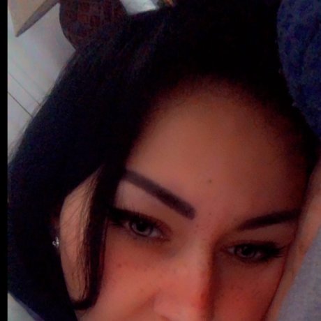 NanisBella pretty actress photo