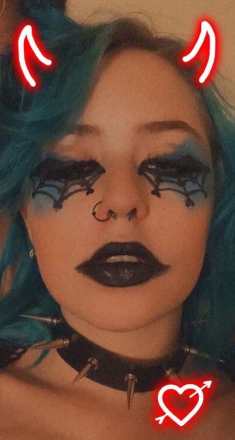 Baby Ash nice actress photos