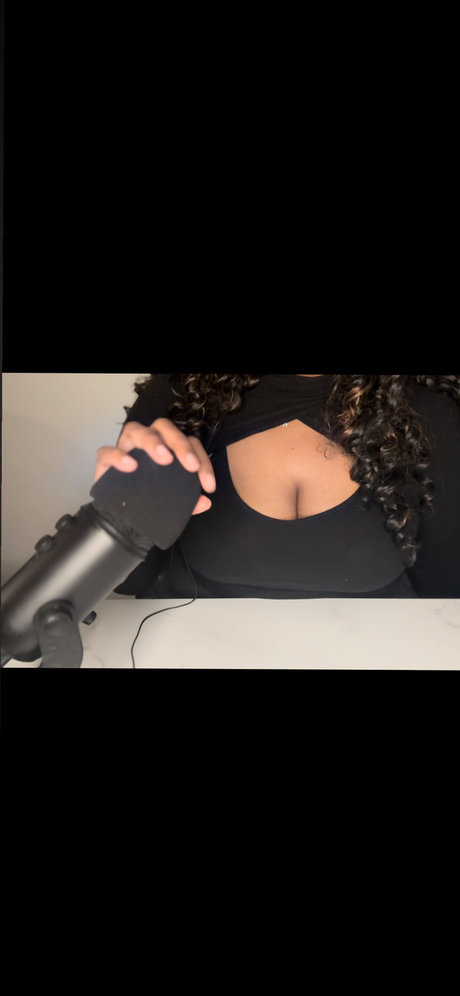 Asmr Concealed xxx pornstar image