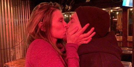 Bailey and tiffany adult model img