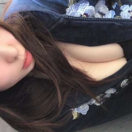 RenChannel model perfect photo