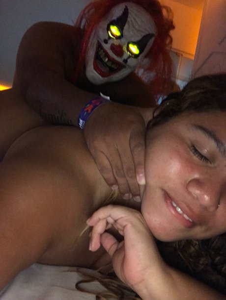 _Spicy Girl_ sexy actress photo