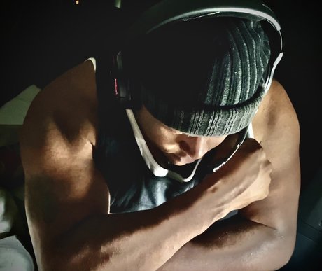 BigJoeLuvin23 pornstar nude pics