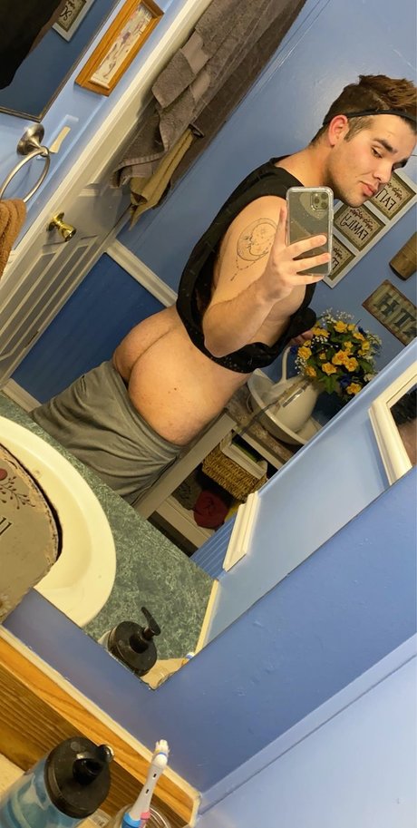 AndrewR model beautiful gallery