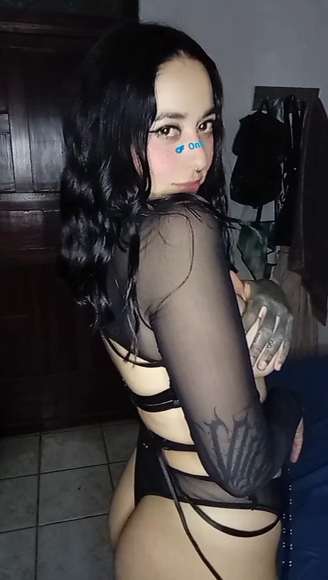 Mihappybunny star nude pictures