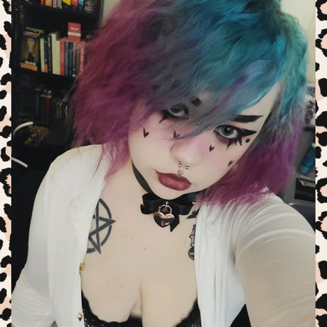 _Midna Moth_ star hd pictures