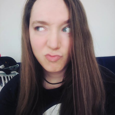 Mi na Kay hot pornstar pics