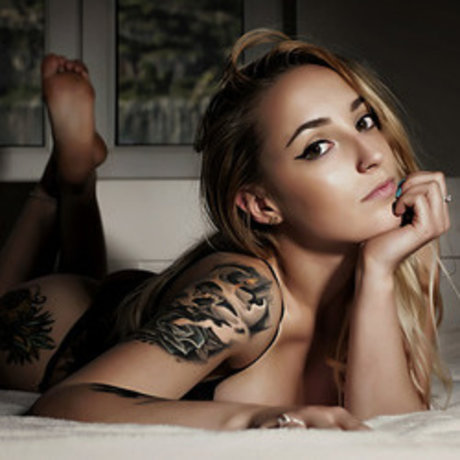 WAARRRBIE pretty actress images