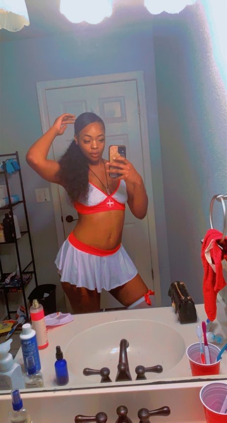 Charlotte Watson pretty star gallery