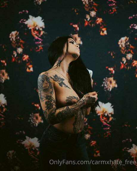 Carmelita Hate Free pornstar top photos