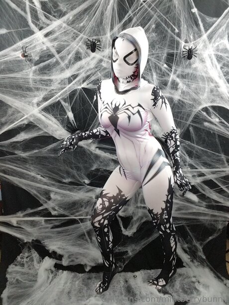 MintBerryBunny best model pictures