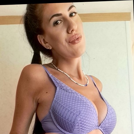 Milly Lilly model sex pic