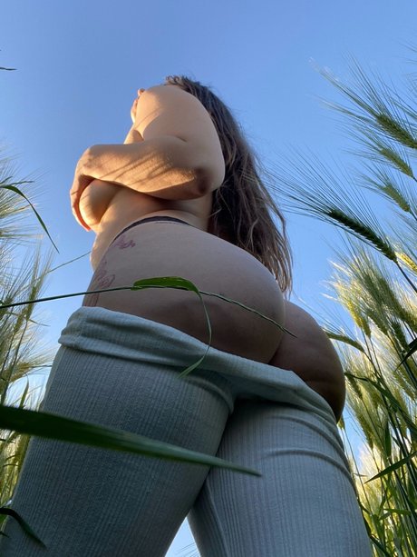 Chanice Aphrodix nude model pic