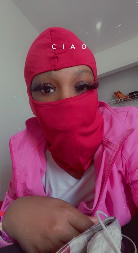 JourneeMommie__ pornstar hot picture