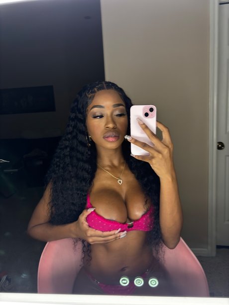 _kinny legend model exclusive picture