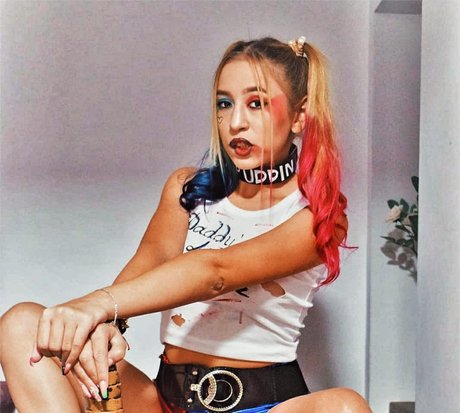 MileyMousse best pornstar pics