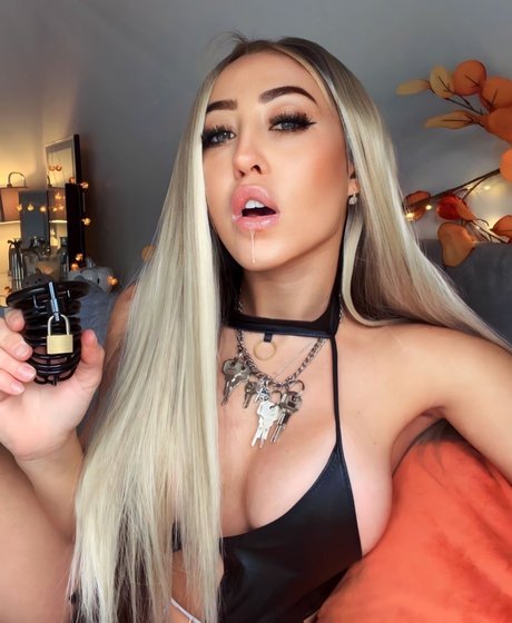 Miss Evie Lock_ exclusive pornstar pics