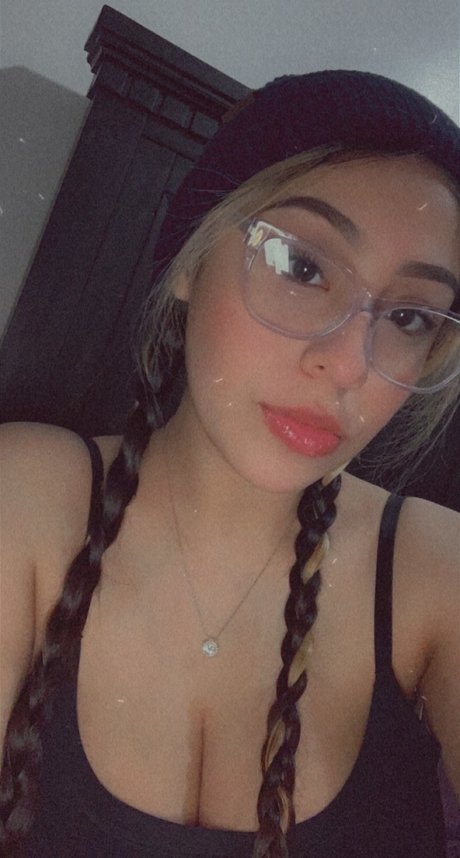 Ms Beth K nudes actress galleries