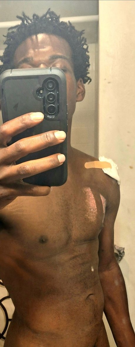 Roderick Loyd beautiful actress pictures