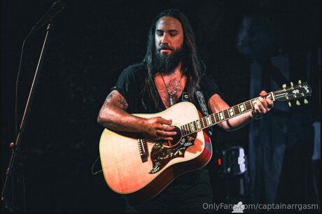 Captain Arrgasm high quality model pictures