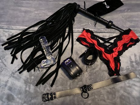 Miss Ecstasy sex model photos