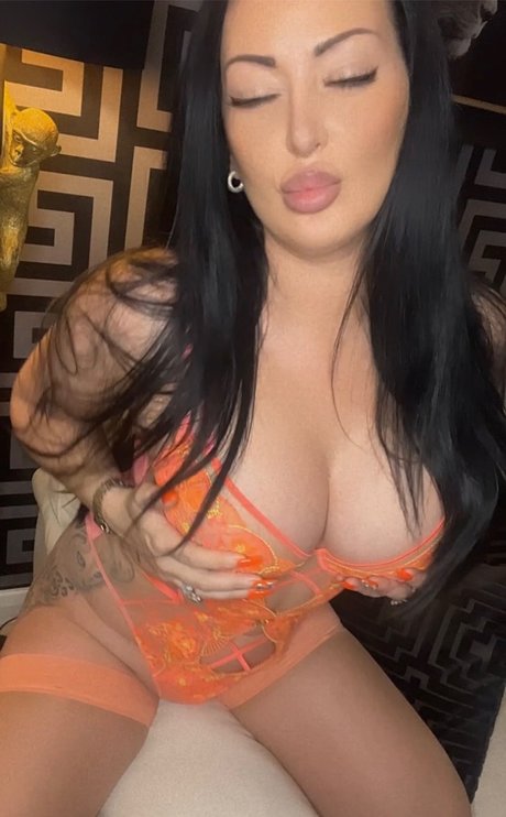 _Miss C_ beautiful pornstar img