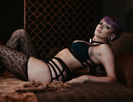 Miss Bojangelz pornstar sexy archive