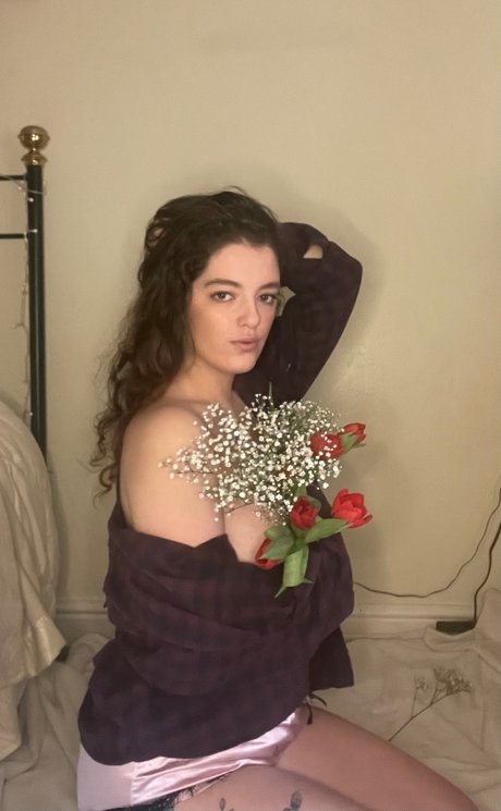 Miss Elisa Rose_ model free img