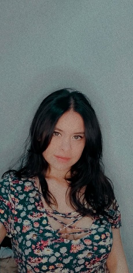 Mireya A G exclusive actress photo