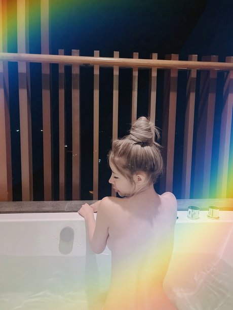 Pantaree Tienmon sexy pornstar pic