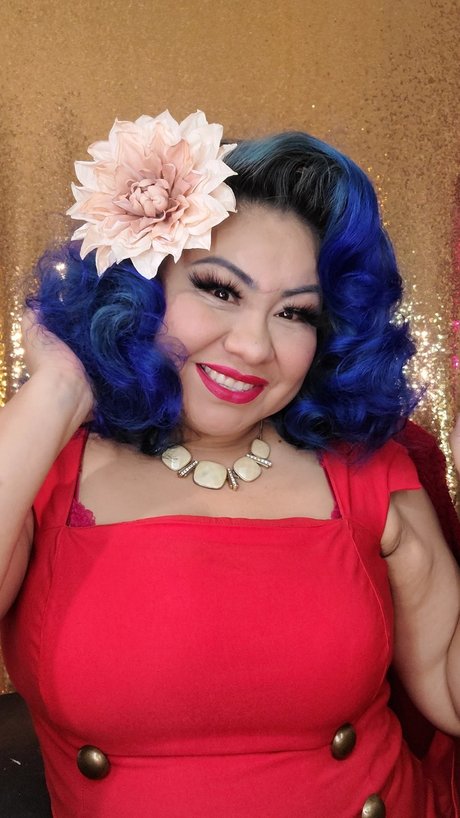 Lisa Candy model erotic pic