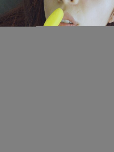 Miss Latex GLoves star beautiful picture