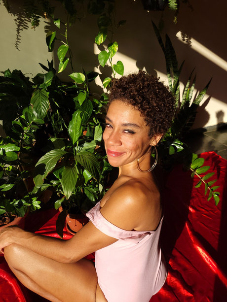 Hairy Cayenne_ nude model gallery