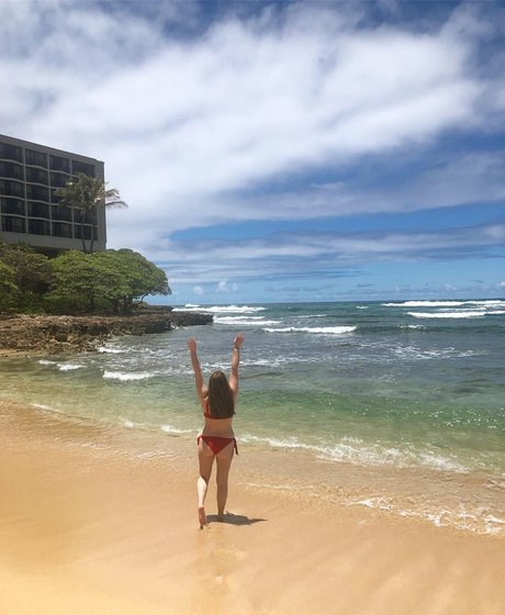 Jesse Hook nice actress pictures